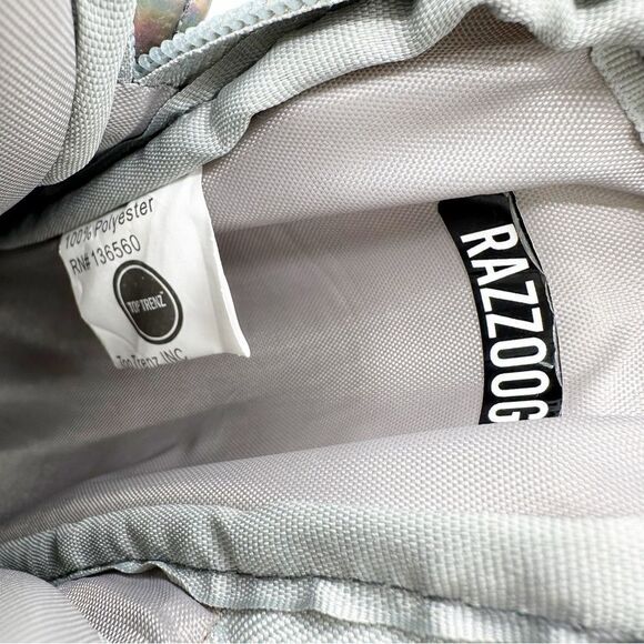 Metallic‎ Silver Cellphone Bag with Silver Camo Removable Crossbody Strap - Picture 4 of 12